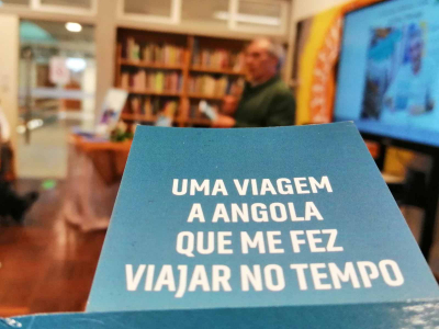 António Remuge e o seu livro: Uma viagem a Angola que me fez viajar no tempo, na Biblioteca Padre Armindo