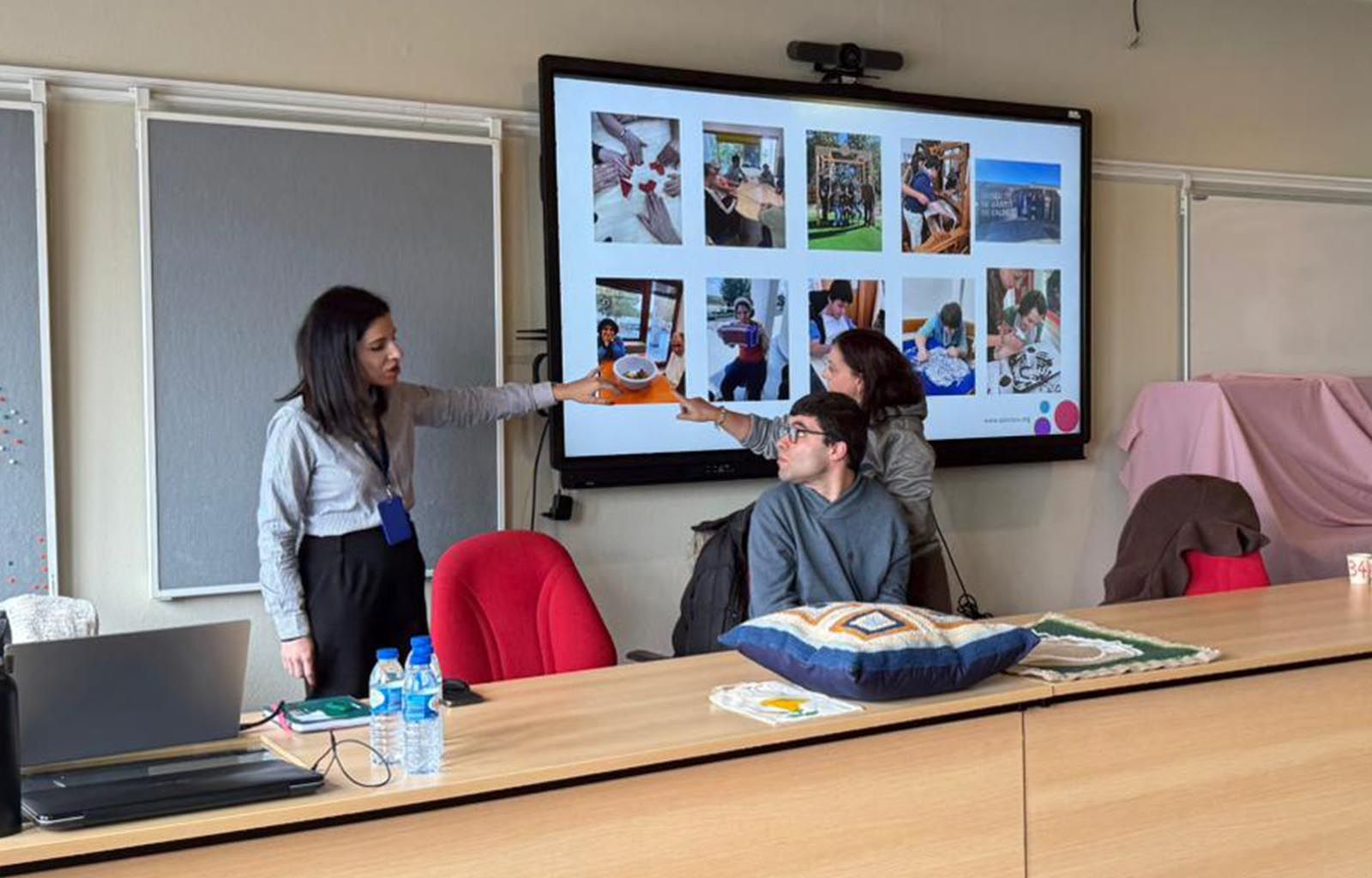 Visita inspiradora à Escola Secundária Prof. Dr. Flávio Resende