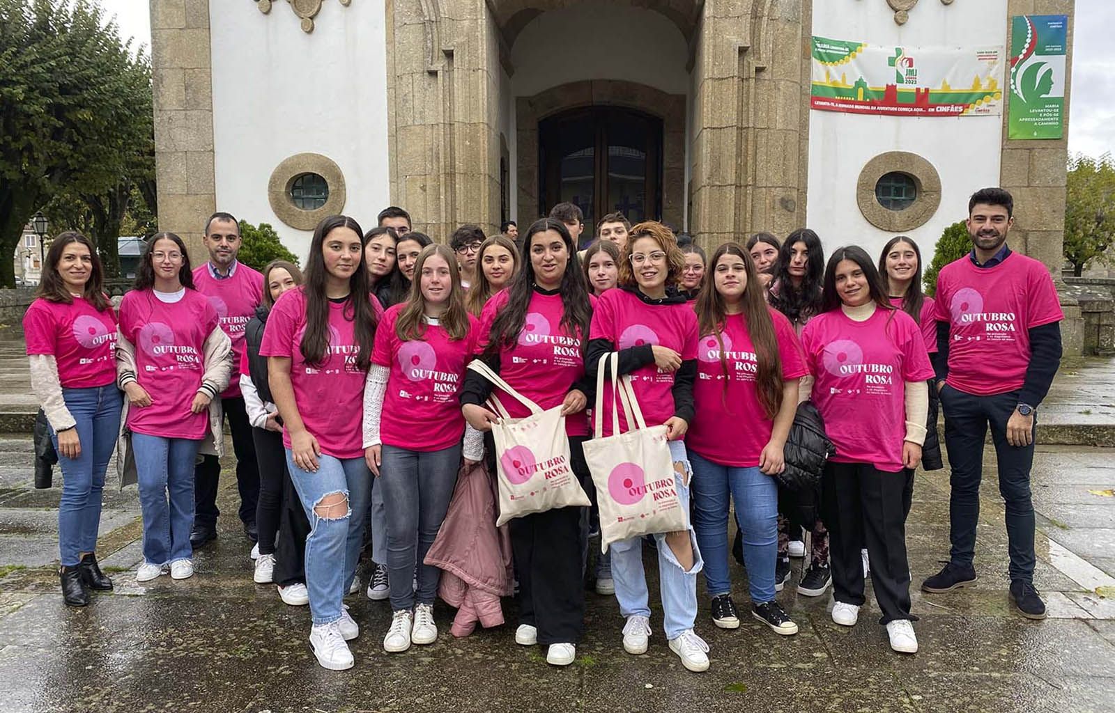 Onda Rosa 2023 - 7 anos de voluntariado e solidariedade da Escola