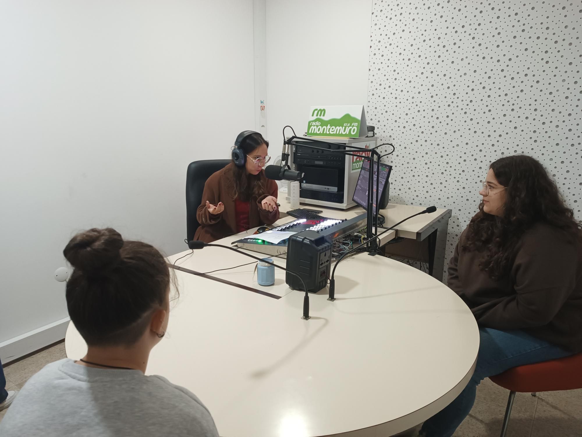 A nossa visita à Rádio Montemuro